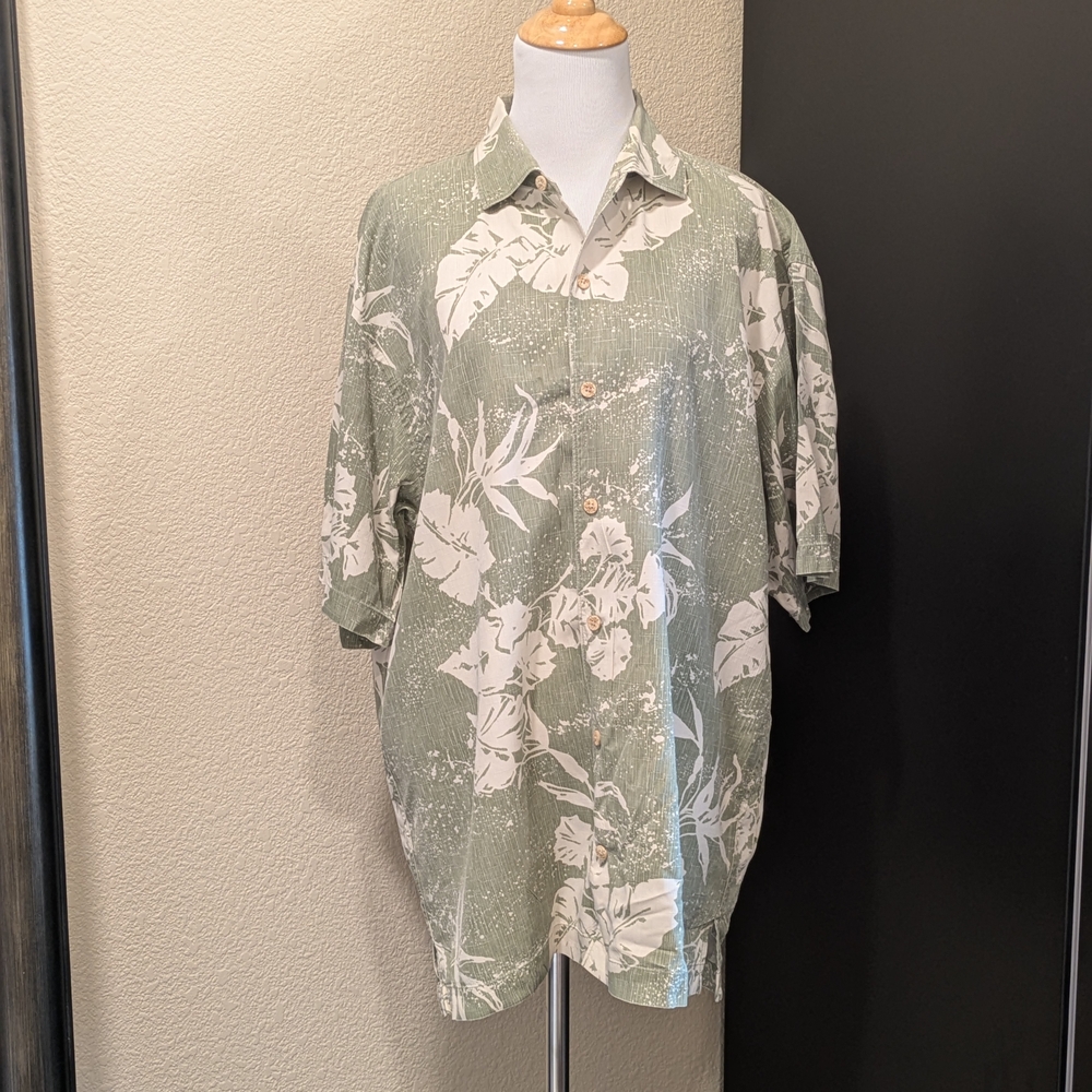 Tommy Bahama 100% Silk Camp Shirt Green Floral Print – Size L